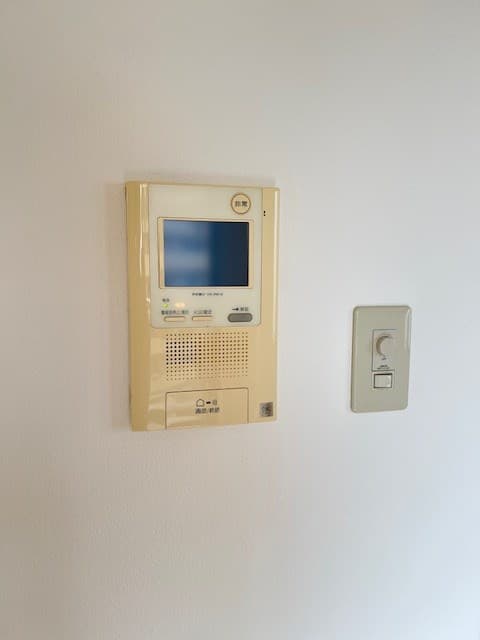Room image 15