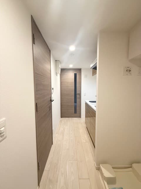 Room image 13