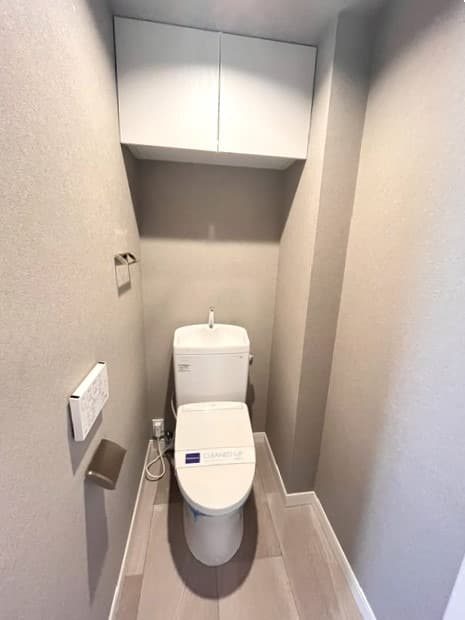 Room image 11