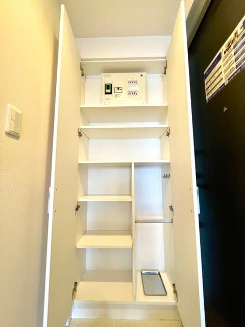 Room image 9