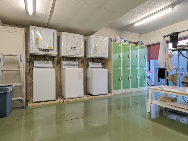 Room image 12