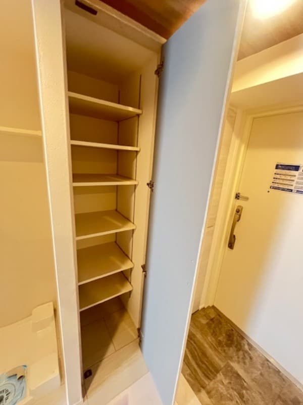 Room image 13