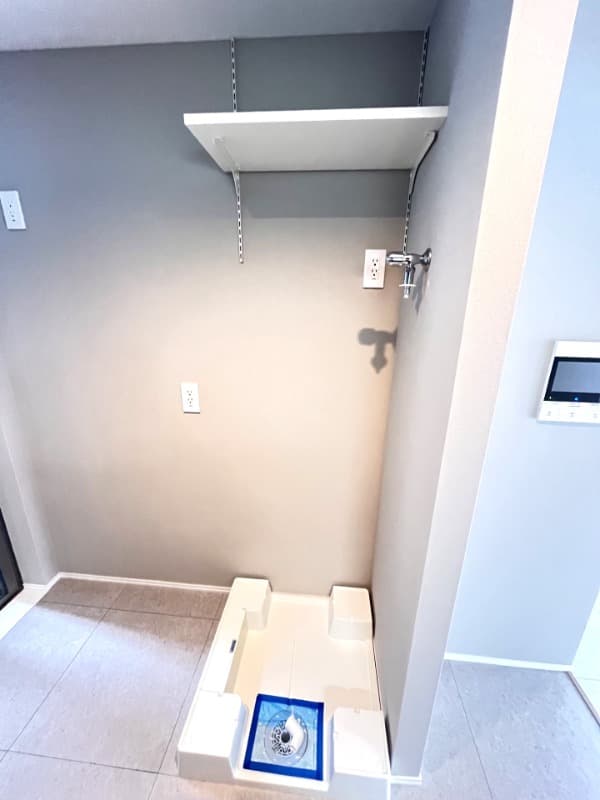 Room image 15