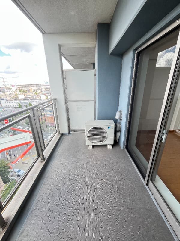 Room image 13