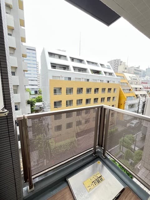 Room image 8