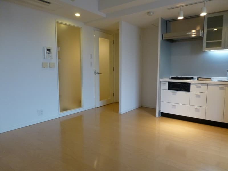 Room image 8
