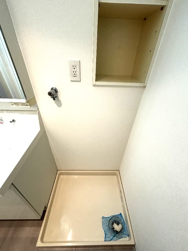 Room image 8