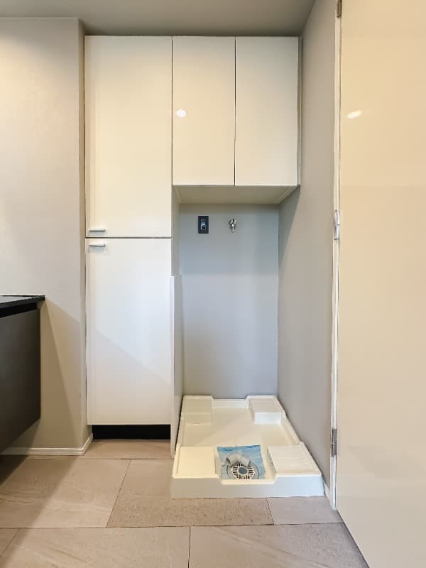 Room image 12