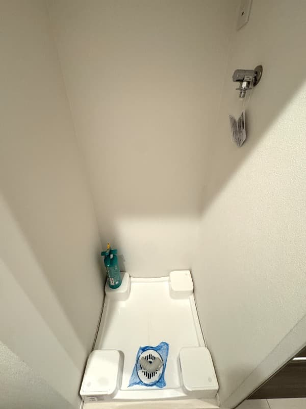 Room image 8