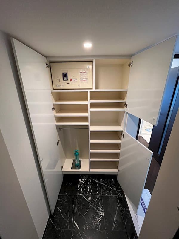 Room image 9