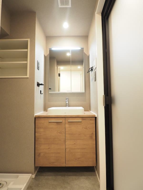 Room image 8