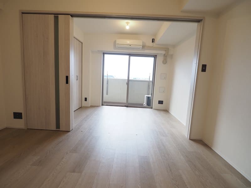 Room image 14