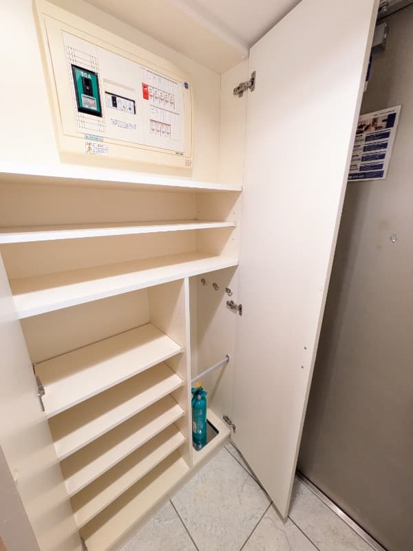 Room image 9