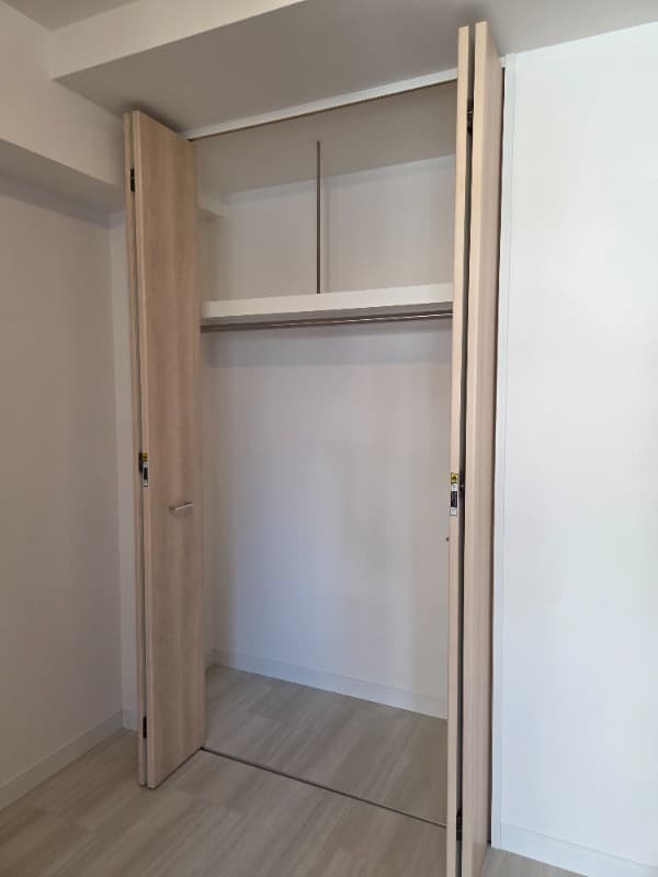 Room image 13
