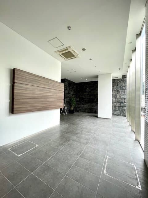 Room image 15