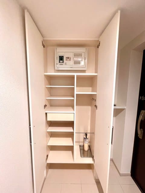 Room image 9