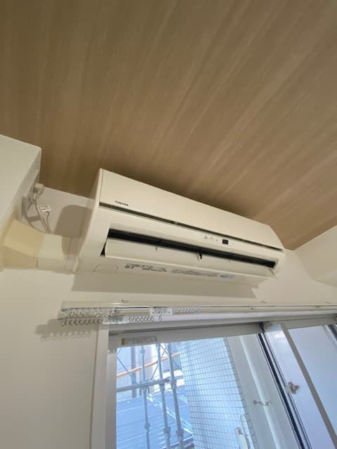 Room image 10