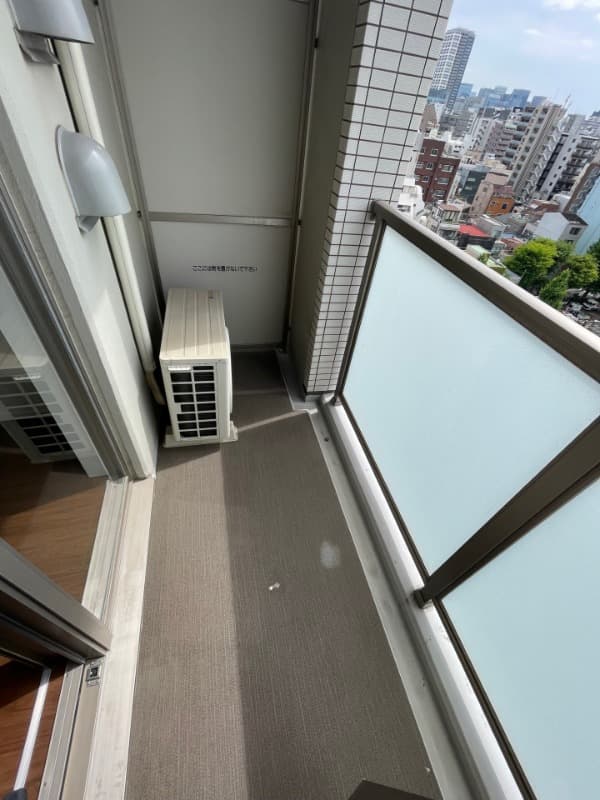 Room image 11