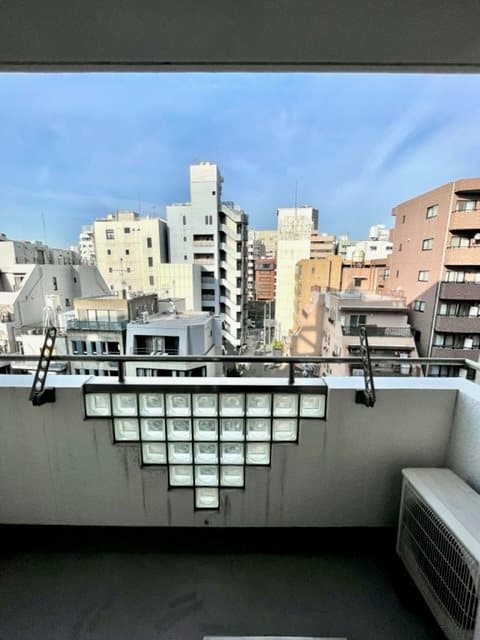 Room image 14