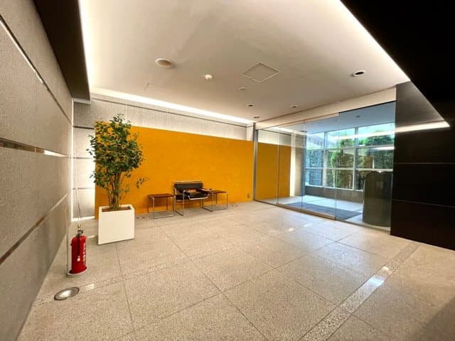 Room image 11