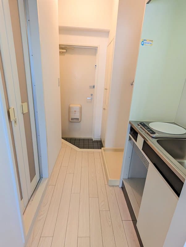 Room image 13