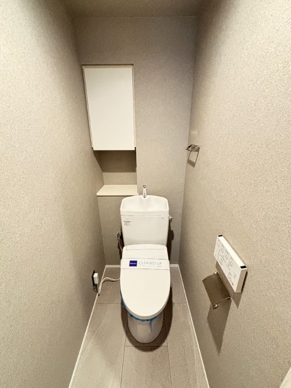 Room image 9
