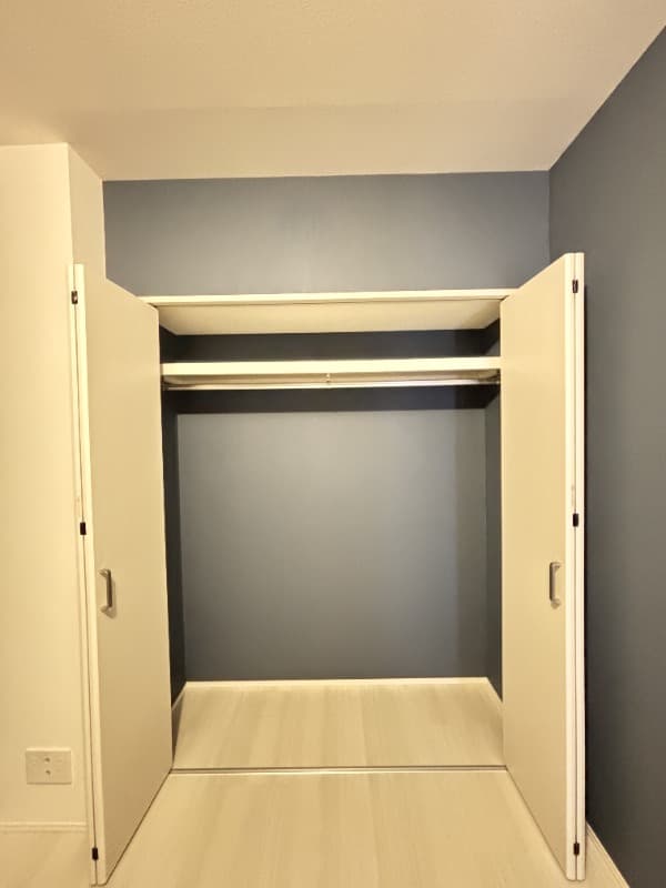 Room image 15