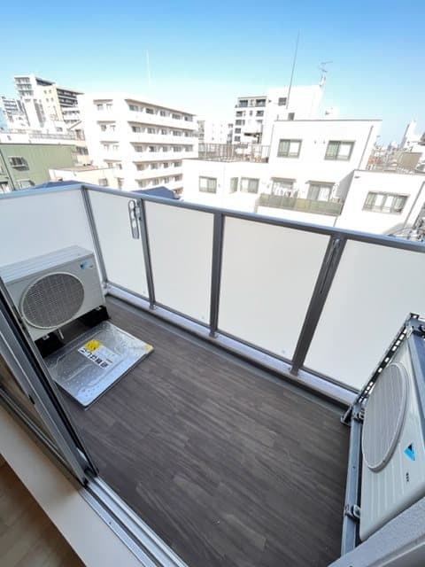 Room image 9