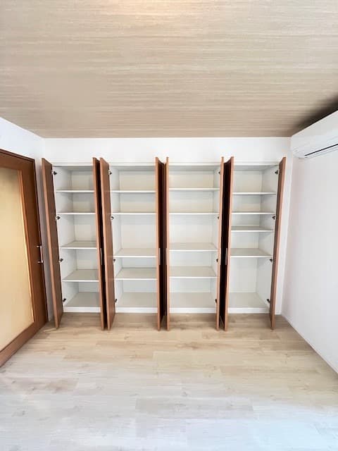 Room image 12