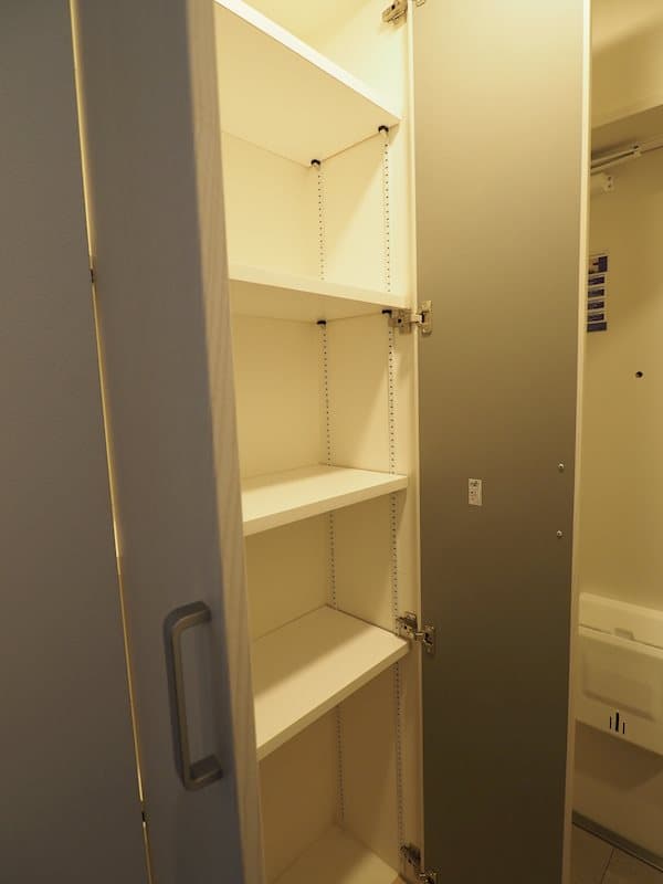 Room image 12