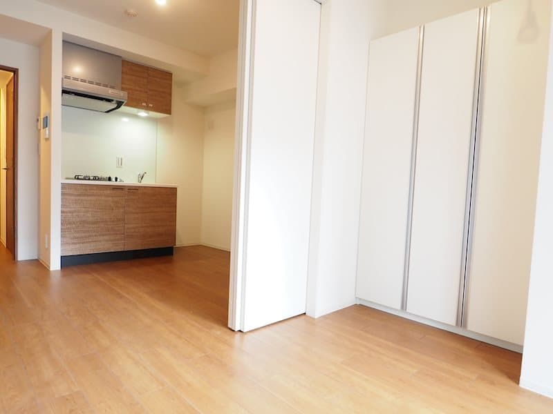 Room image 8