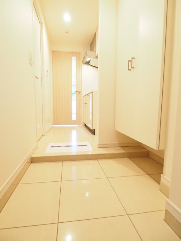 Room image 12