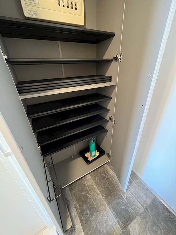 Room image 11