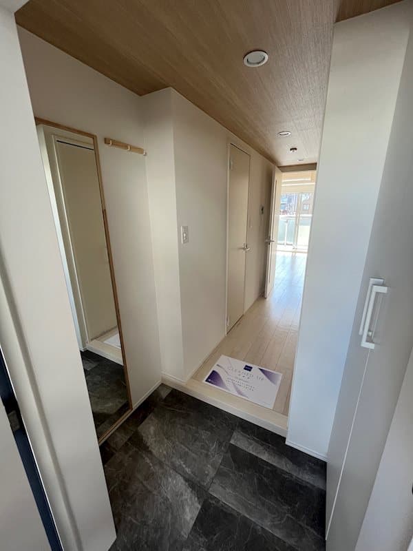 Room image 13