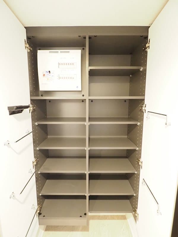 Room image 10