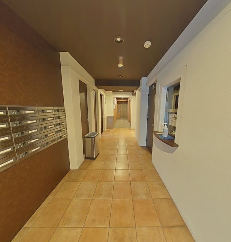 Room image 15