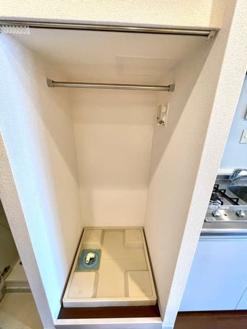 Room image 9