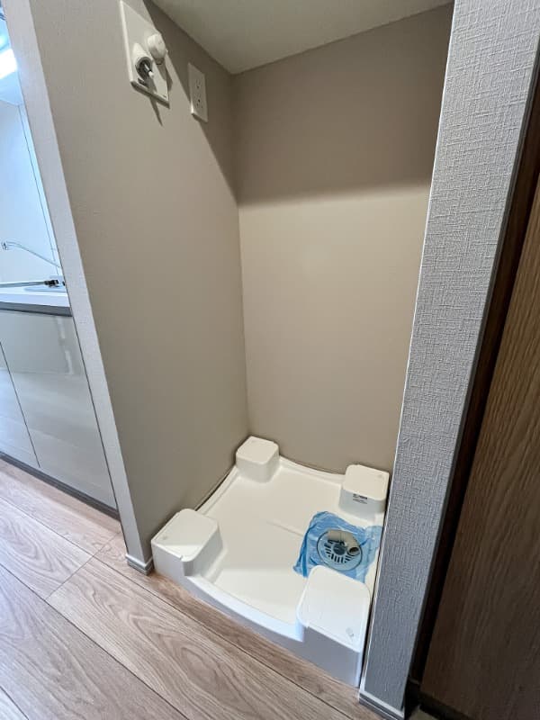 Room image 13
