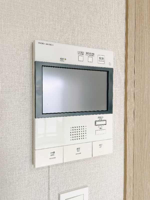 Room image 15
