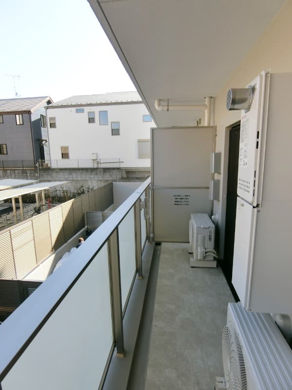 Room image 9