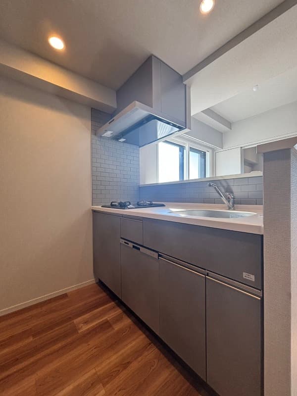 Room image 12