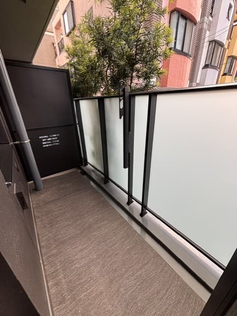 Room image 13