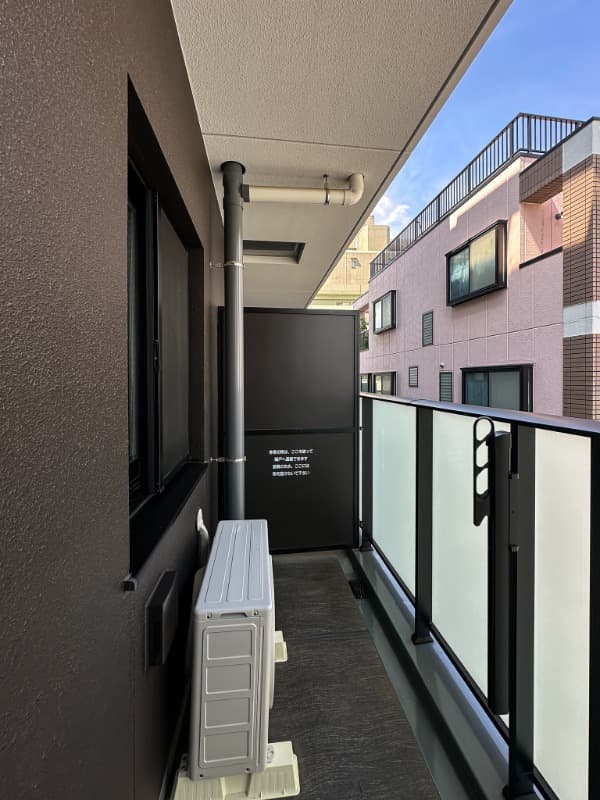Room image 10