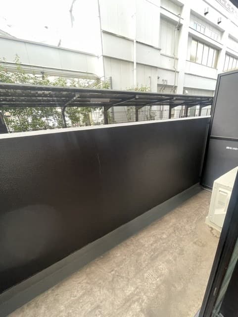 Room image 12