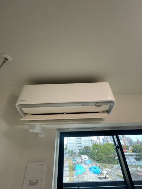 Room image 15