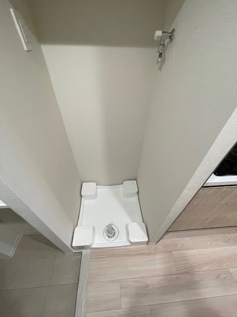 Room image 10