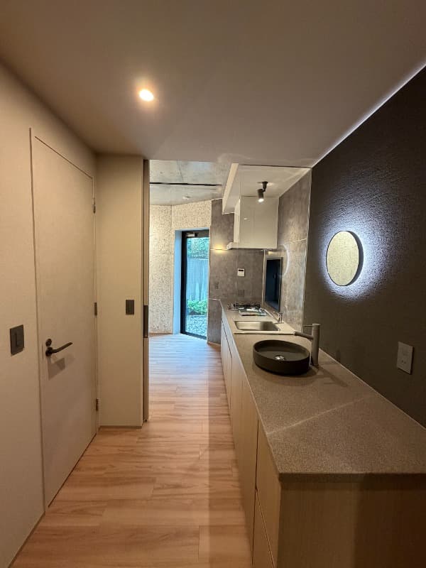 Room image 11