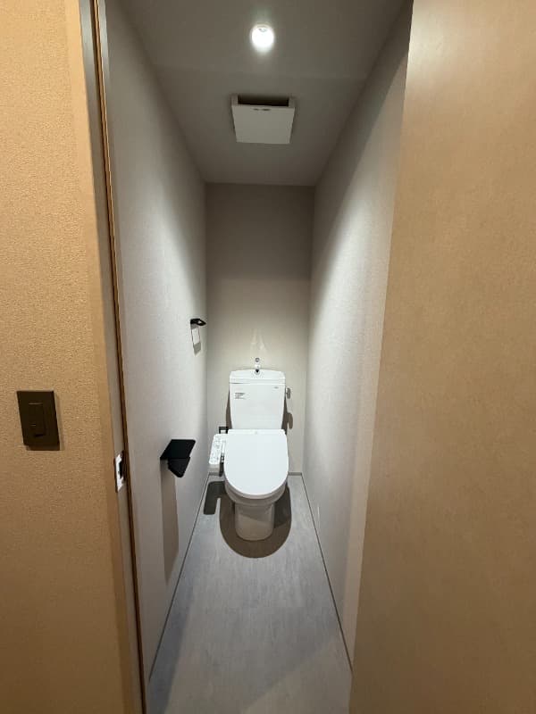 Room image 13