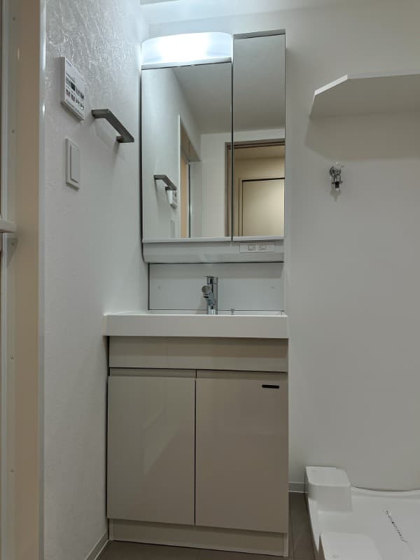 Room image 9