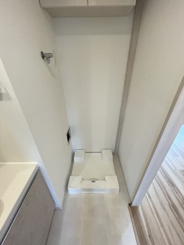 Room image 15